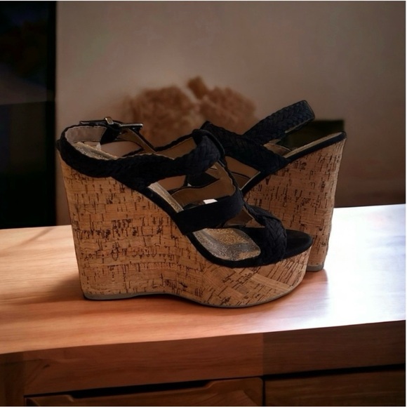 Soda Black Vegan Stappy 6” cork heeled platform wedges. SZ10 Great Condition. - Picture 4 of 16
